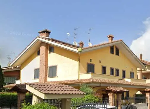 Villetta a schiera in vendita a Tivoli - foto 2