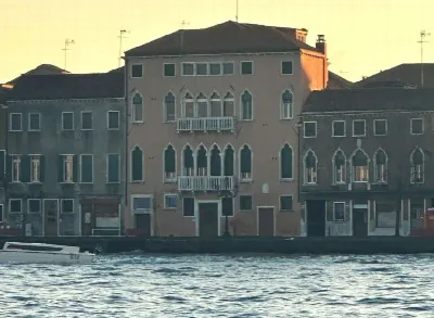 Appartamento in vendita a Venezia, Giudecc... - foto 2