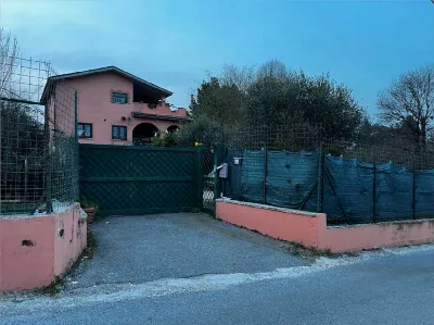 Villetta a schiera in vendita a Rocca Prio... - foto 2