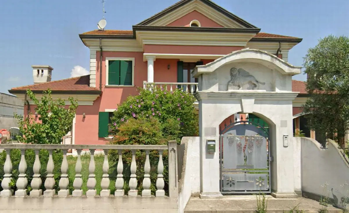 Casa Indipendente in vendita ad Ariano nel Polesine - foto 2