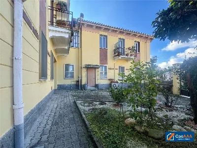 Appartamento in vendita a Novara, Porta mo... - foto 2