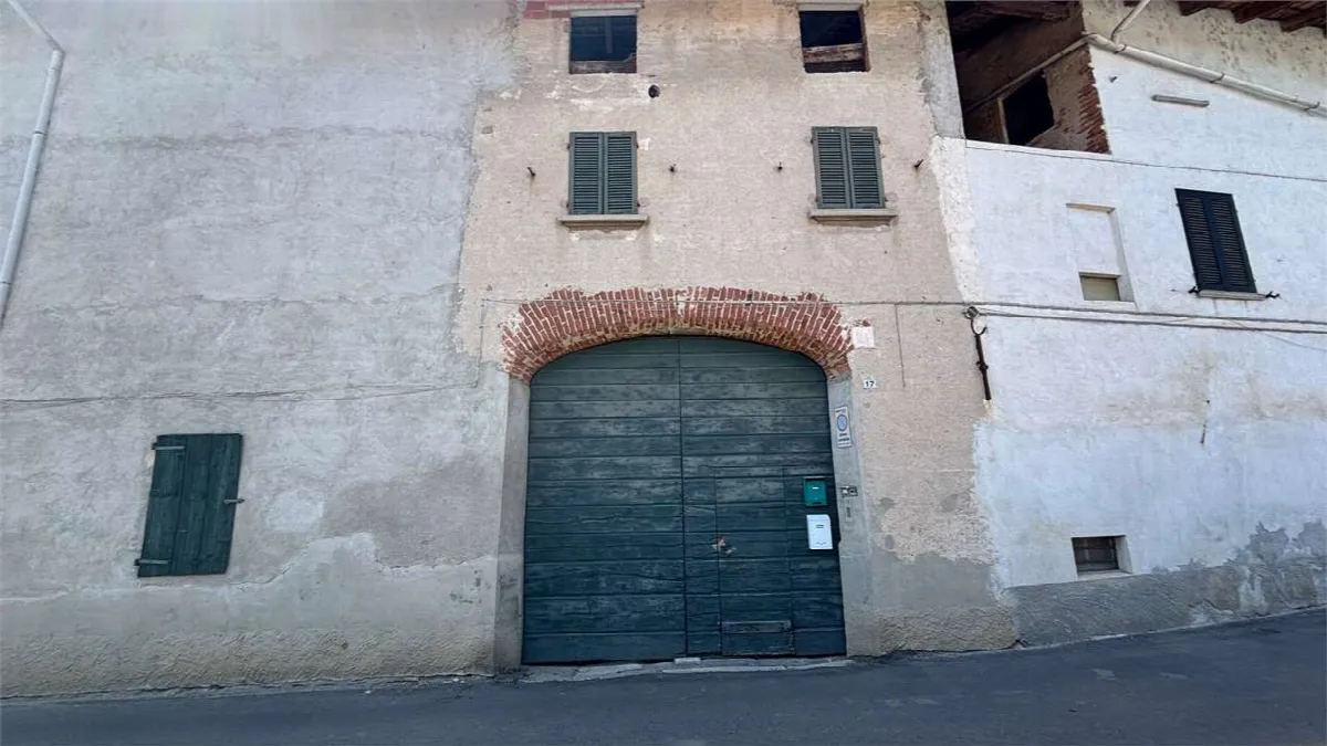 Rustico/Casale in vendita a Fara Novarese - foto 4