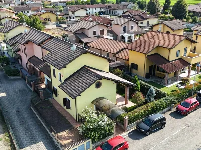 Villa a Pezzana