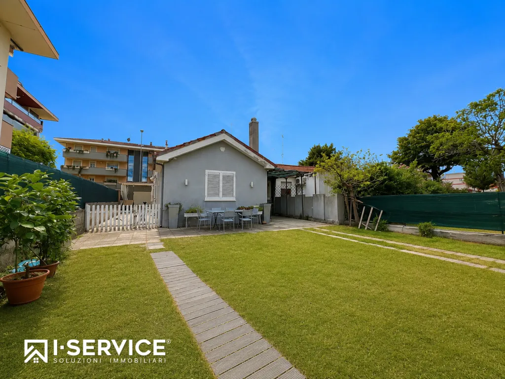 Casa Indipendente in vendita a Rimini, Marebello, Rivazzurra, Miramare - foto 2