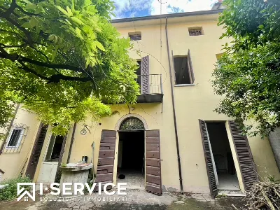Palazzo/Stabile a Bagnacavallo
