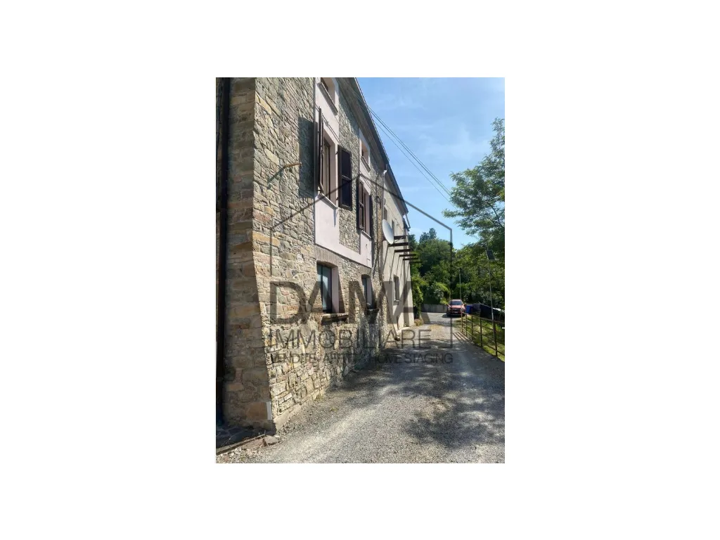 Appartamento in vendita a Varano de' Melegari - foto 5