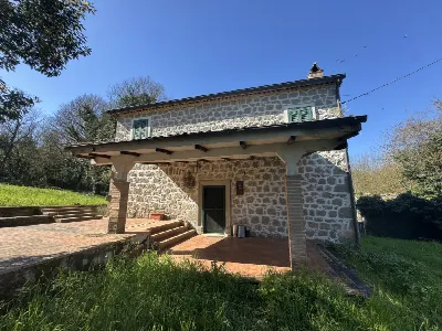 Casa Indipendente a Patrica