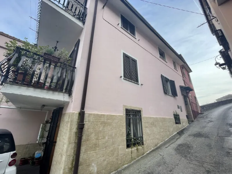 Casa Indipendente in vendita a Ceccano - foto 2
