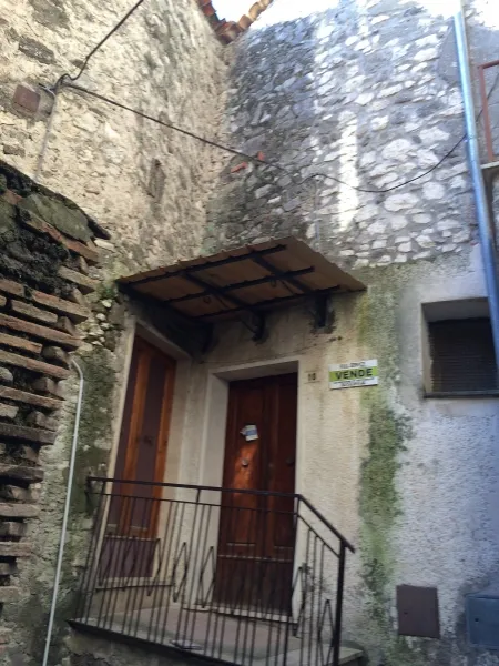 Appartamento in vendita a Patrica - foto 1