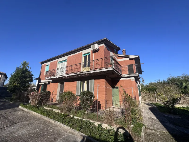 Casa Indipendente in vendita a Patrica - foto 1