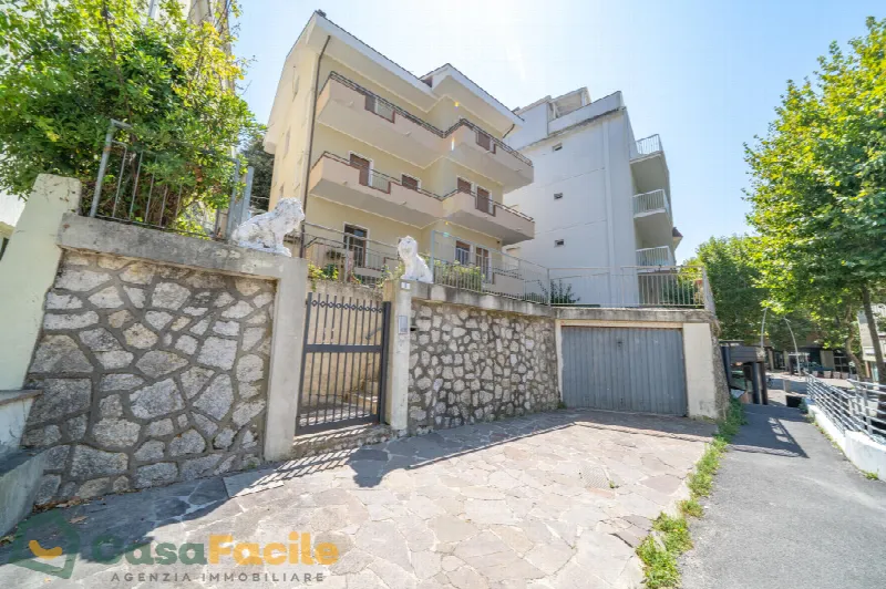 Casa Indipendente in vendita a Gabicce Mare - foto 1