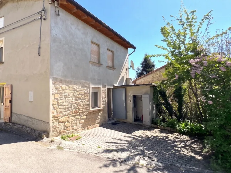 Appartamento in vendita a Casina - foto 1