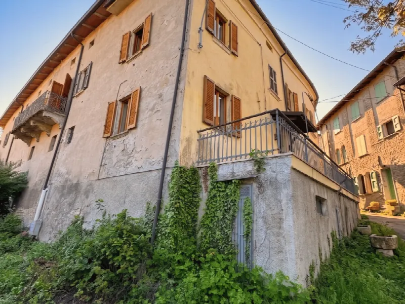 Appartamento in vendita a Carpineti - foto 2