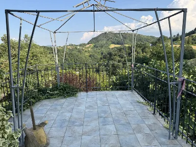 Casa Indipendente in vendita a Carpineti - foto 1