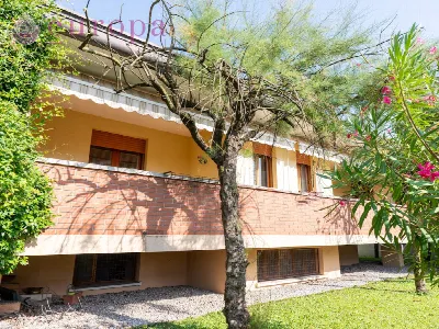 Villa in vendita a Casarsa della Delizia - foto 1