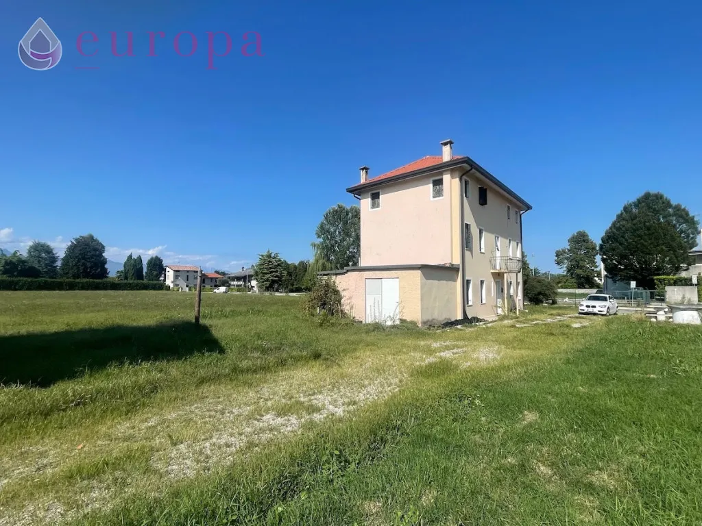 Rustico/Casale in vendita a Pasiano di Pordenone - foto 2