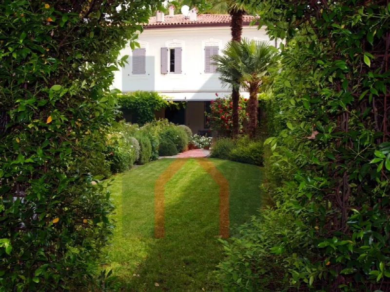 Casa Indipendente in vendita a Forlì, Centro - foto 3