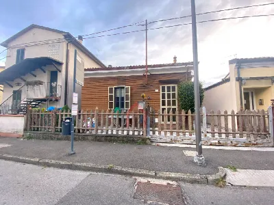 Casa Indipendente in vendita a Forlì, Spaz... - foto 1