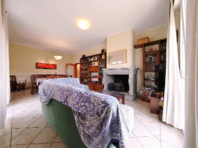 Appartamento in vendita a Forlì, Centro - foto 2