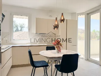 Appartamento in vendita a Rimini, Viserba,... - foto 1