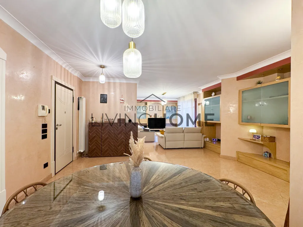 Appartamento in vendita a Rimini, Via Covignano, Villaggio Azzurro, Fiera Vecchia - foto 2