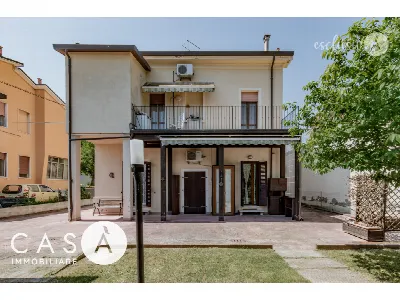 Casa Indipendente a Cesena