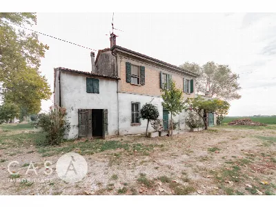 Rustico/Casale a Forlì