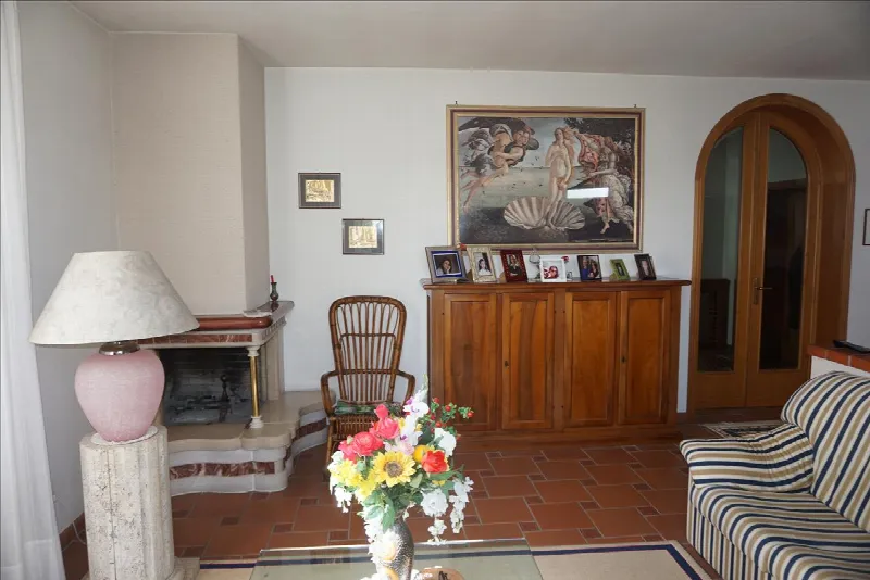 Villa in vendita a Chiusi - foto 2