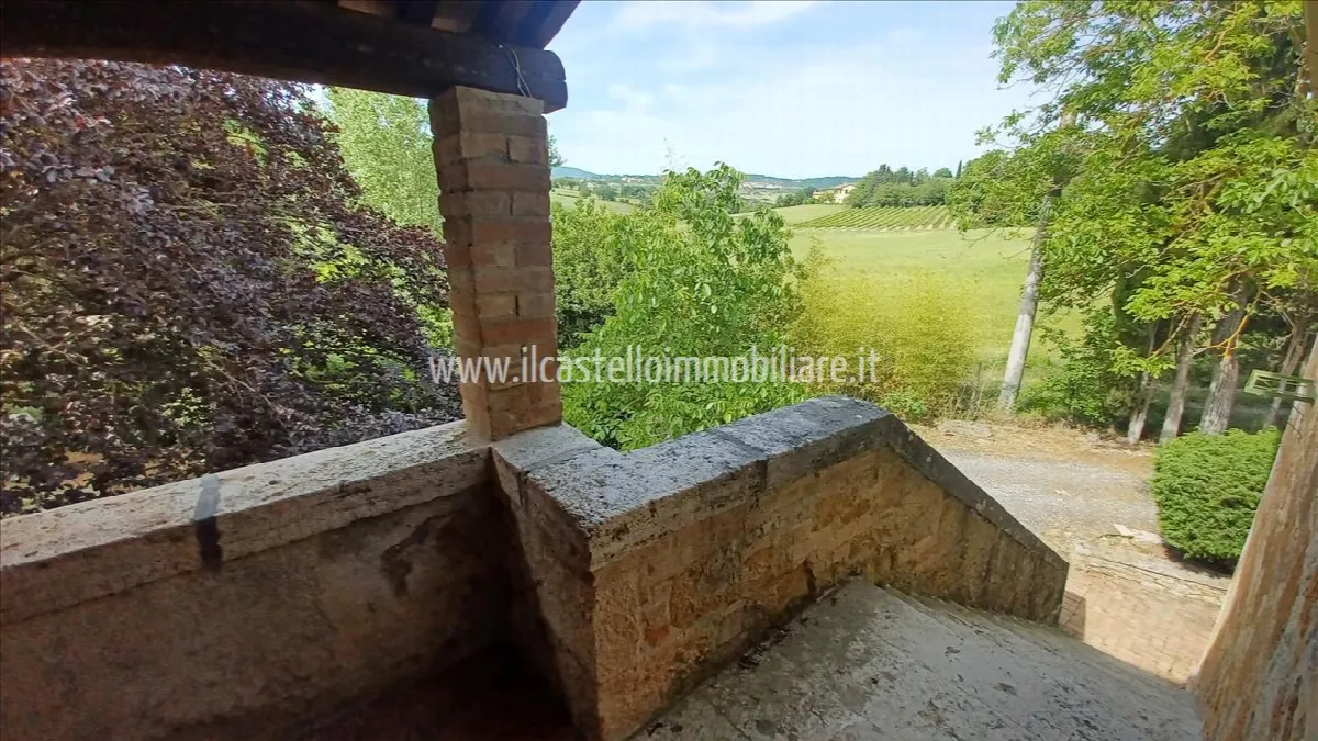 Rustico/Casale in vendita a Chianciano Terme - foto 2