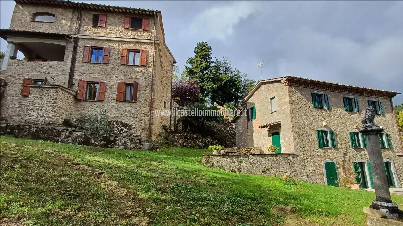 Rustico/Casale in vendita a Sarteano - foto 2
