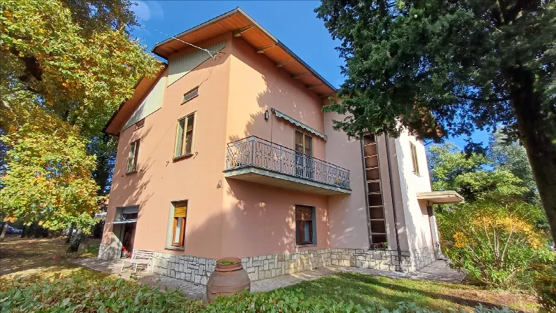 Villa in vendita a Sarteano - foto 1