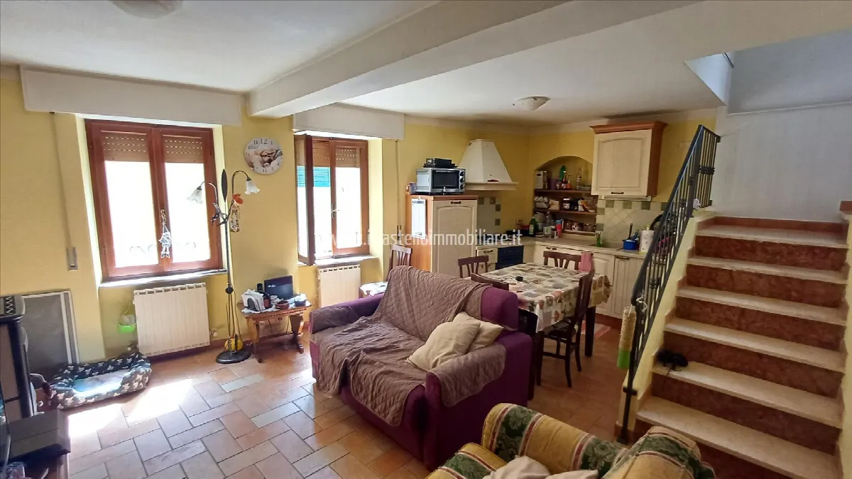 Casa Indipendente in vendita a San Casciano dei Bagni - foto 2