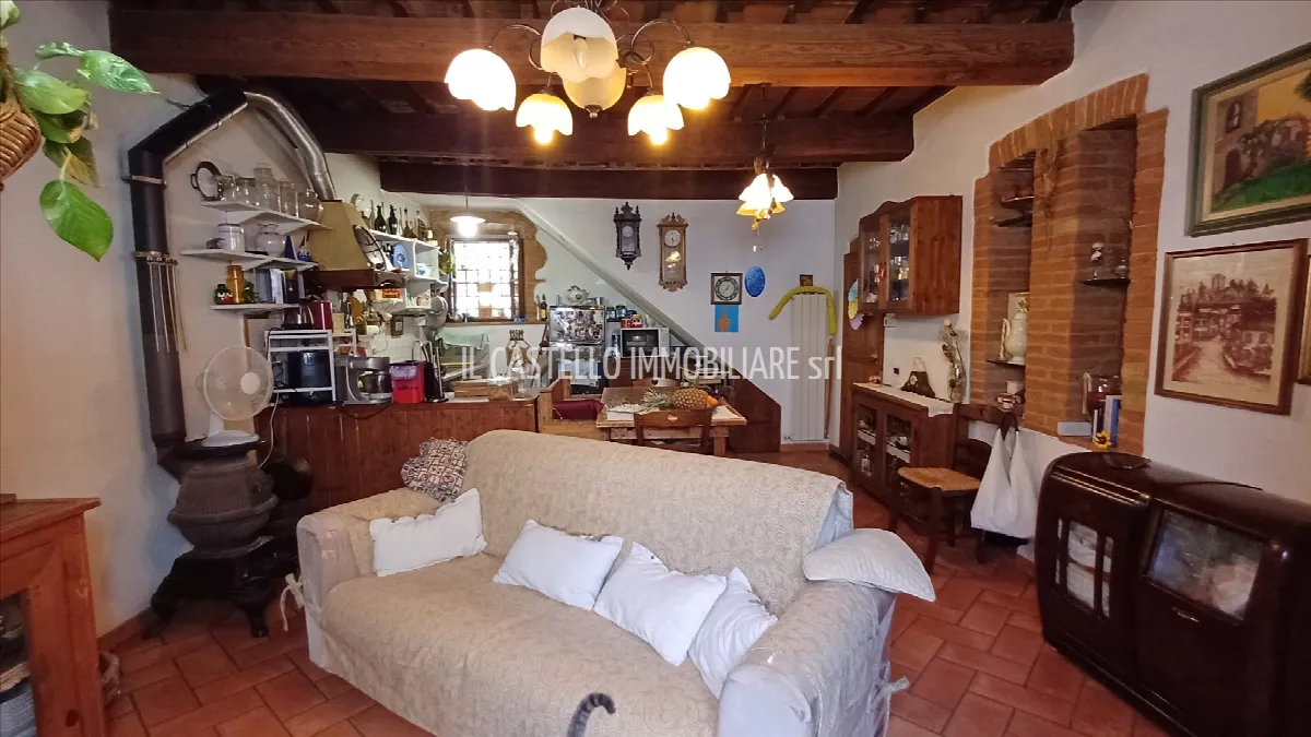 Casa Indipendente in vendita a Sarteano - foto 2