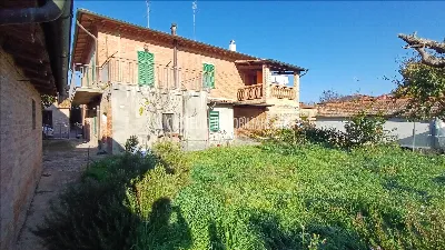 Casa Indipendente in vendita a Torrita di ... - foto 3
