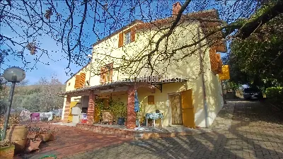 Rustico/Casale a Trequanda