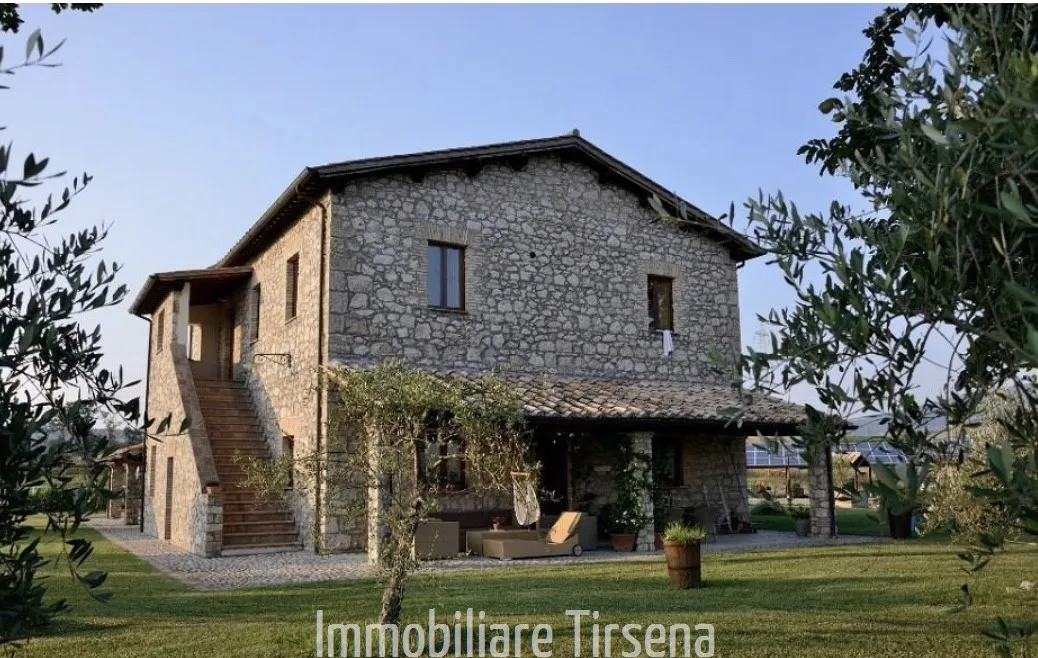 Rustico/Casale in vendita a Orvieto - foto 2