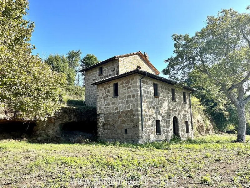 Rustico/Casale in vendita a Orvieto - foto 2