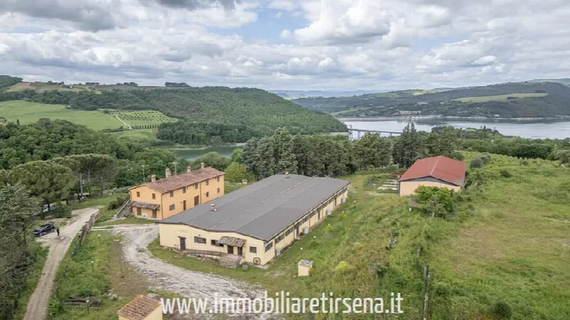 Rustico/Casale in vendita a Orvieto - foto 1