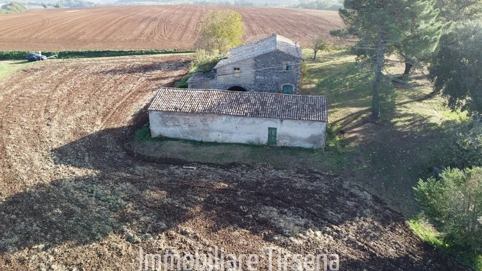 Rustico/Casale in vendita a Orvieto - foto 2
