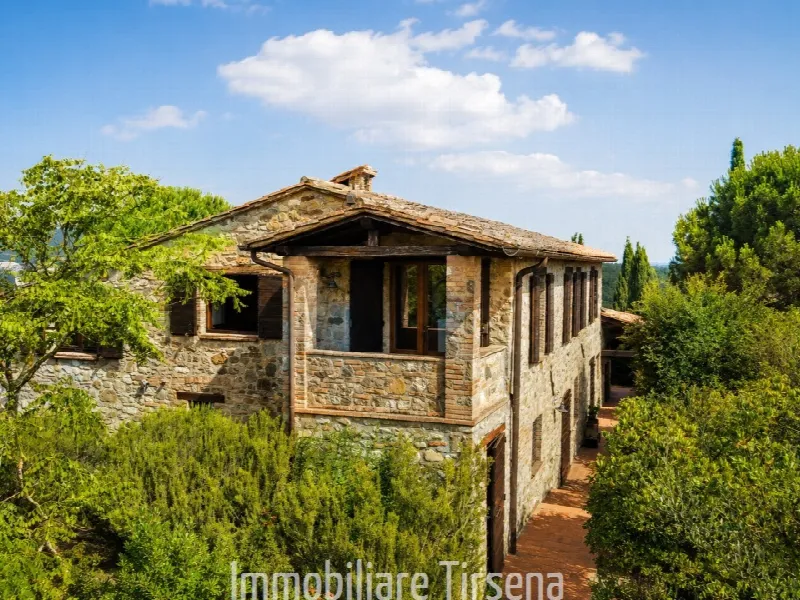 Rustico/Casale in vendita a Fabro - foto 3
