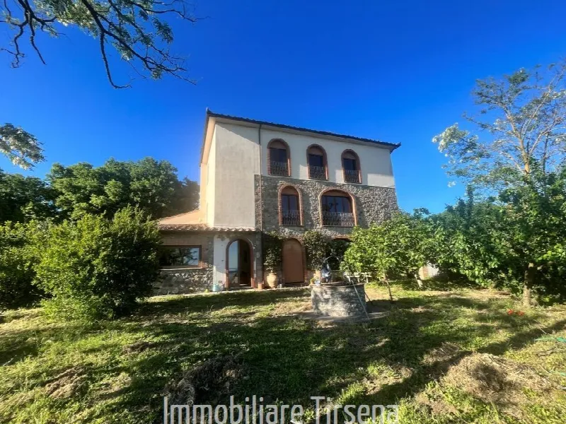 Rustico/Casale in vendita a Orvieto - foto 1