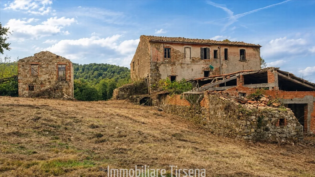 Rustico/Casale in vendita a Fabro - foto 4
