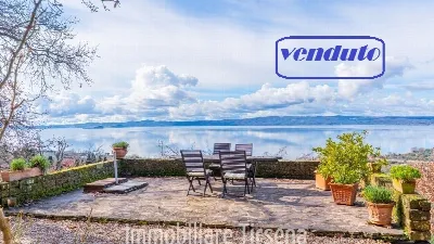 Villa in vendita a Bolsena - foto 1