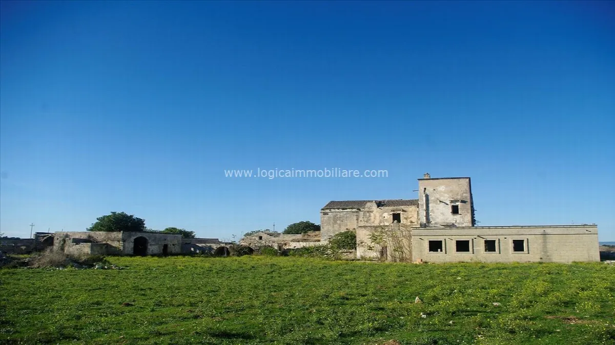 Rustico/Casale in vendita a Pulsano - foto 2