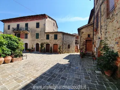 Appartamento in vendita a Castelnuovo Bera... - foto 1