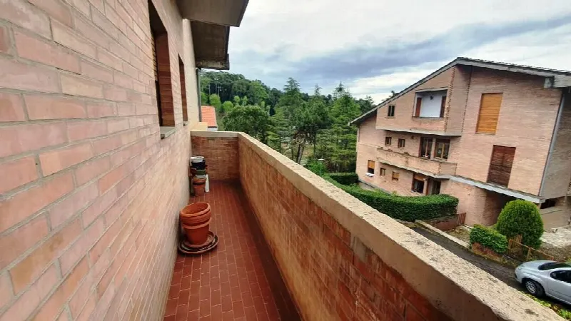 Appartamento in vendita a Siena, Scacciapensieri, Le Tolfe, Monteliscai - foto 1