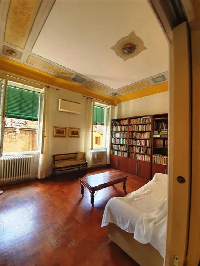 Appartamento in vendita a Siena, Centro st... - foto 2
