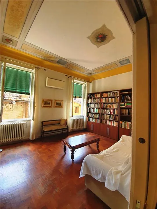 Appartamento in vendita a Siena, Centro storico - foto 2