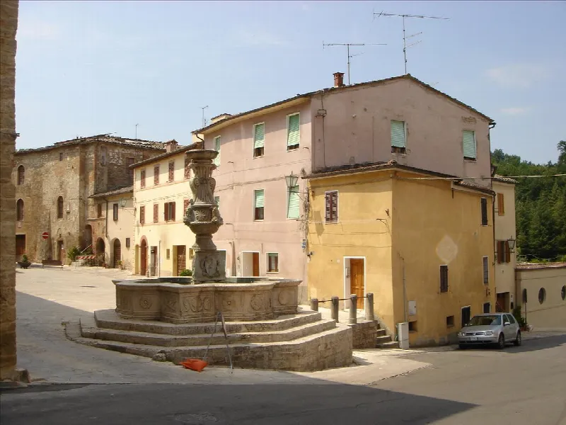 Appartamento in vendita a Asciano - foto 1