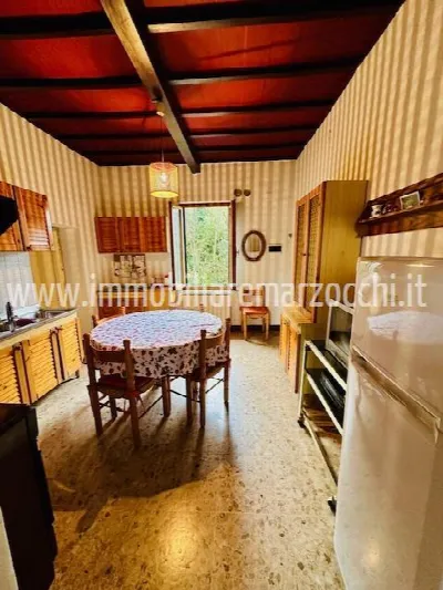 Appartamento in vendita a Siena, Fuori por... - foto 1